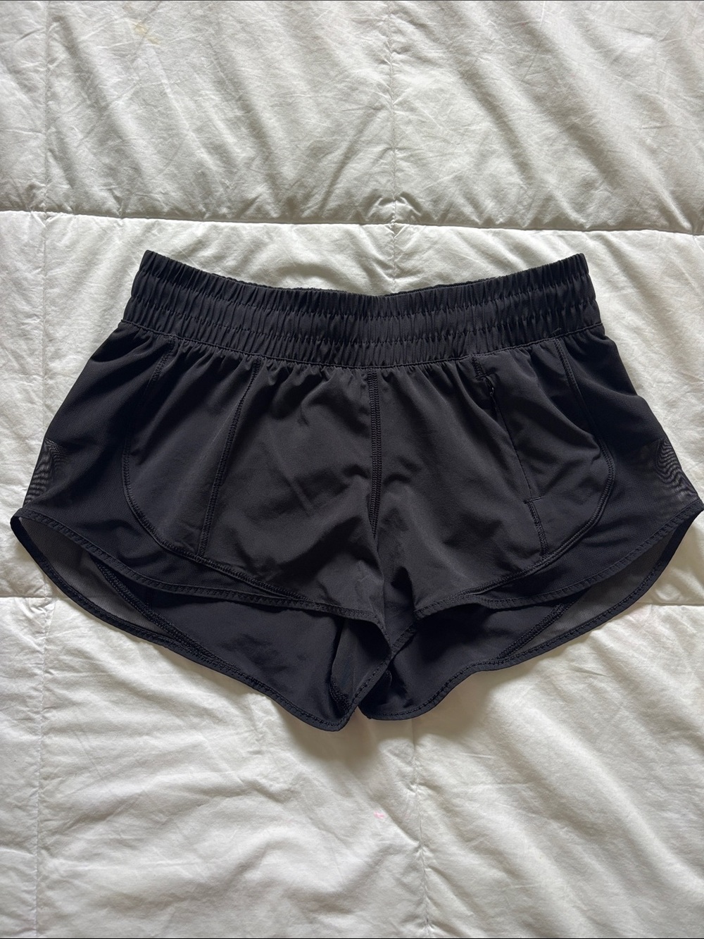 Lululemon Hotty Hot Low-Rise Short 2.5"
